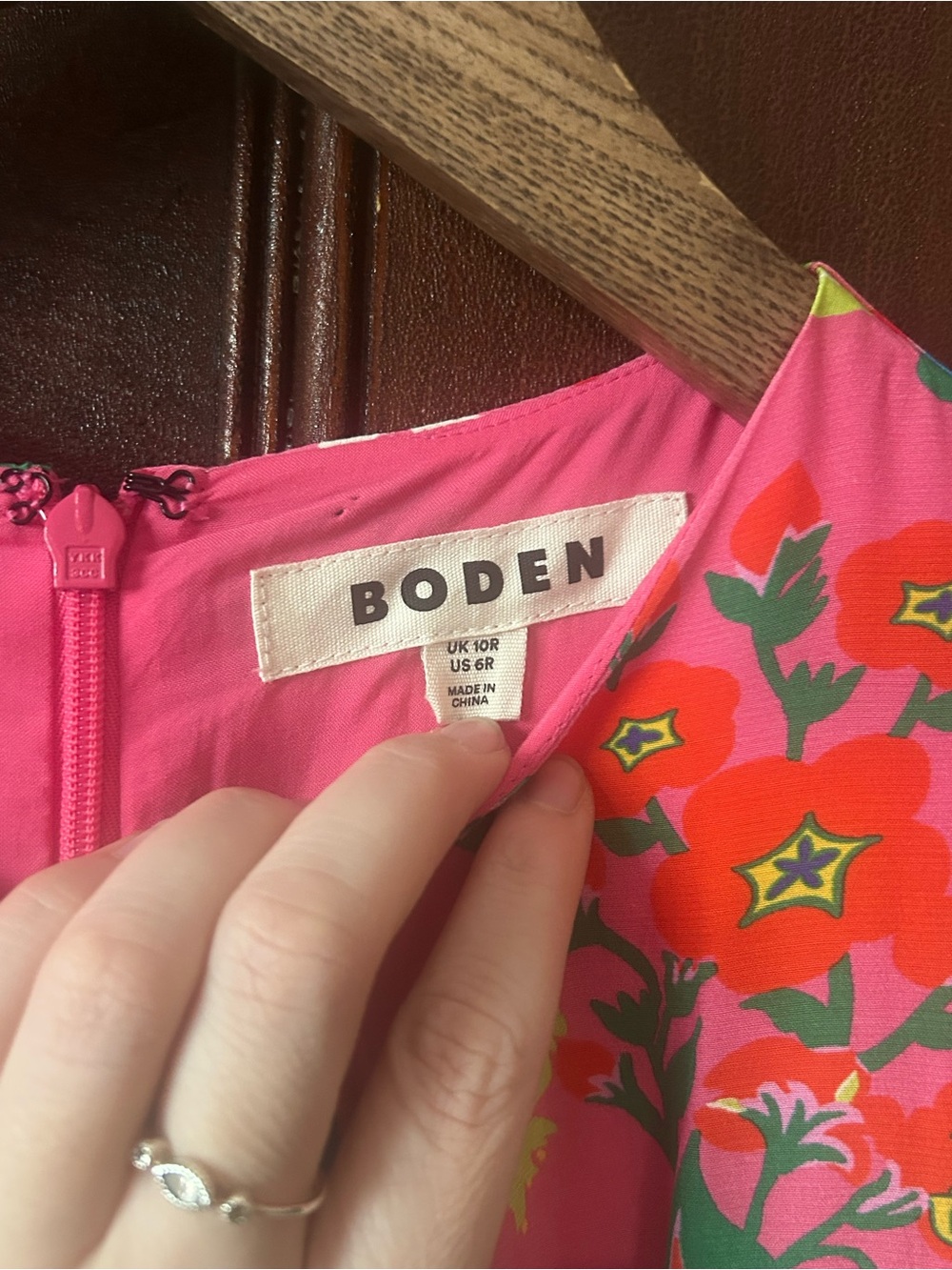 Boden Liv Pleat Midi Dress Wild Poppy Floral Botanical Print Puff Sleeve Size 6 - Picture 7 of 10